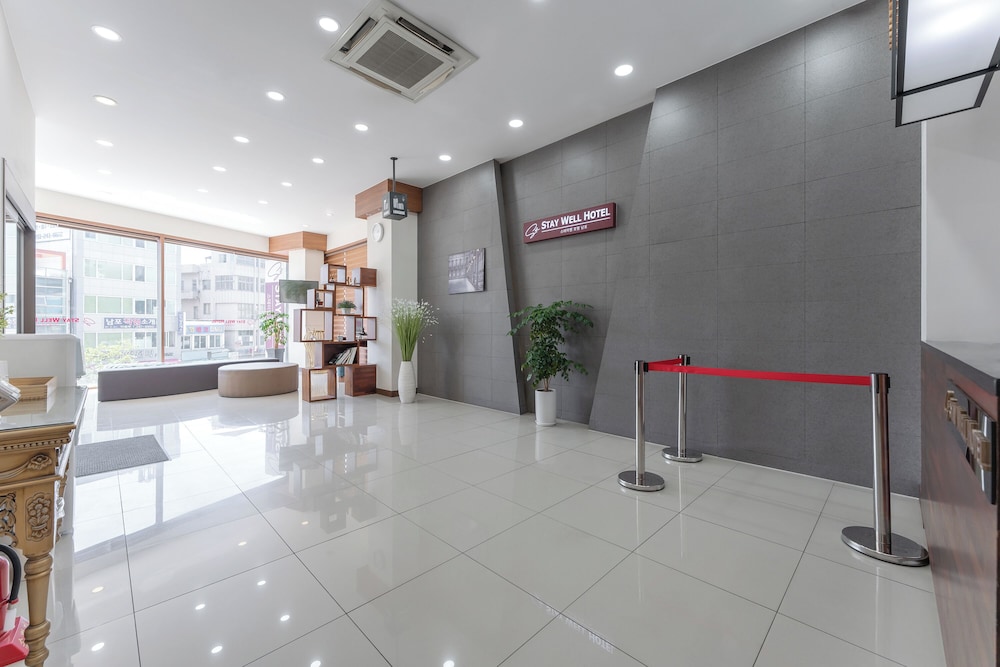 staywell hotel