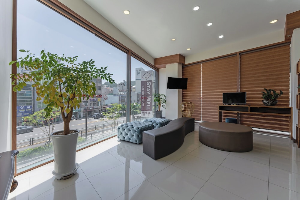 staywell hotel