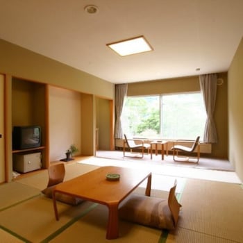 spa and esthetique suichokan female only