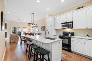 waters edge 83