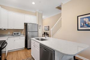 waters edge 83