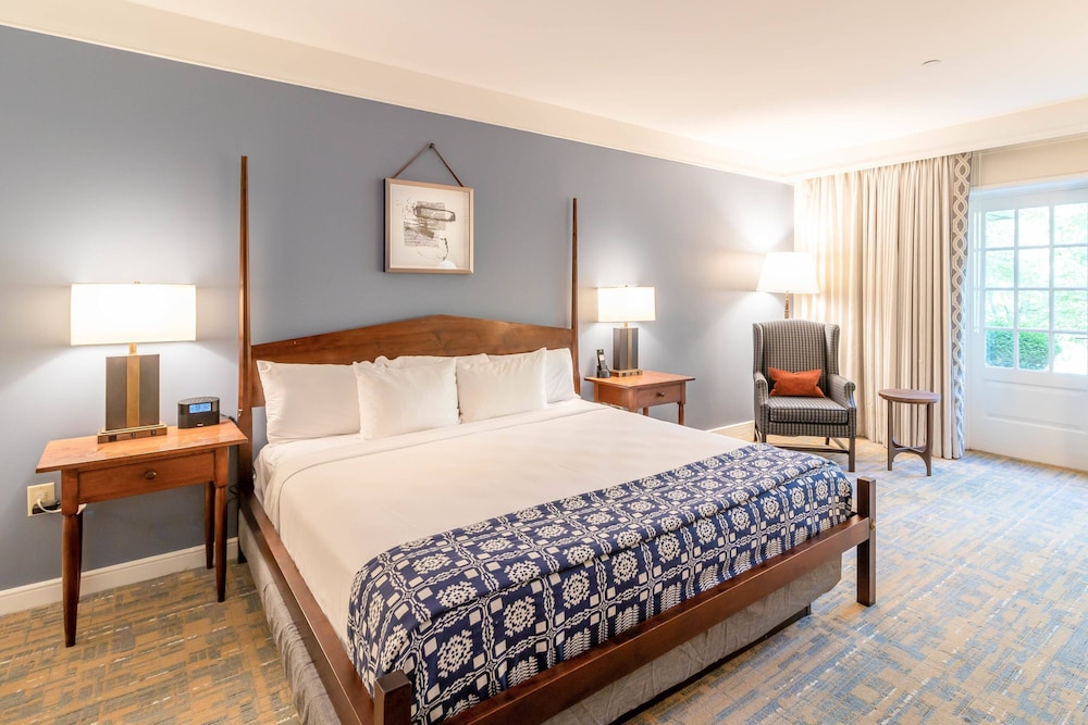 williamsburg lodge autograph collection