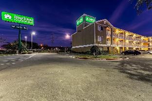 hometowne studios by red roof dallas mesquite