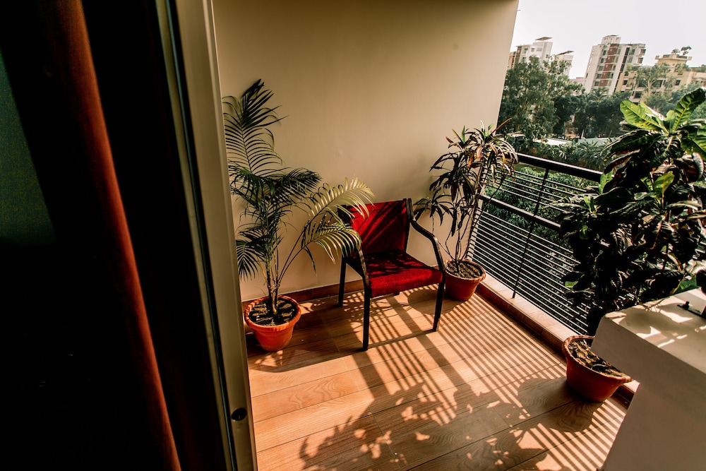 garden residents uttara lake view