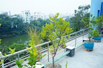 garden residents uttara lake view