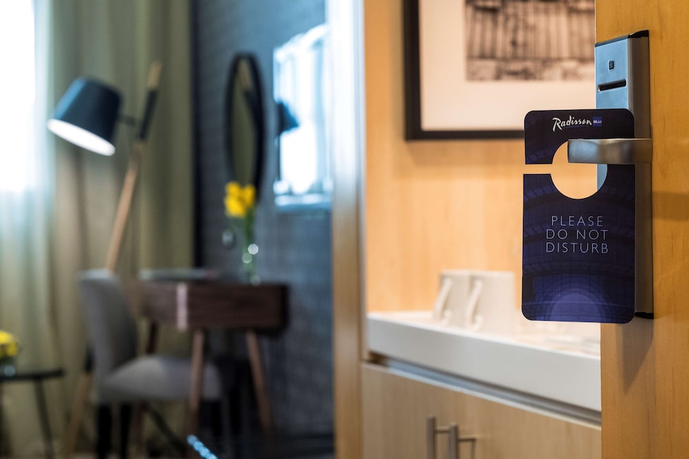 radisson blu hotel beirut verdun