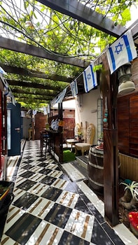 ahuzat shaul seaside