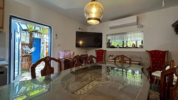 ahuzat shaul seaside