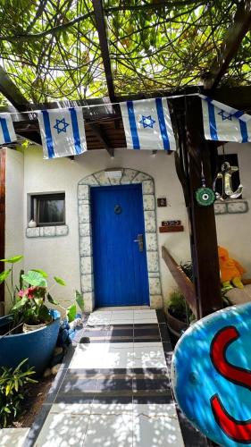 ahuzat shaul seaside