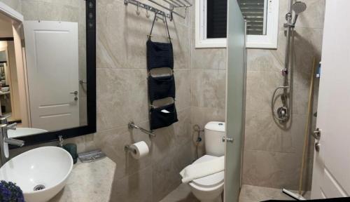 ahuzat shaul seaside