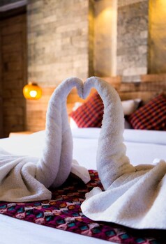 hotel mera peak pvt ltd