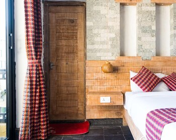 hotel mera peak pvt ltd