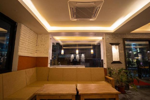 hotel mera peak pvt ltd