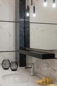 coclee guest suite palace