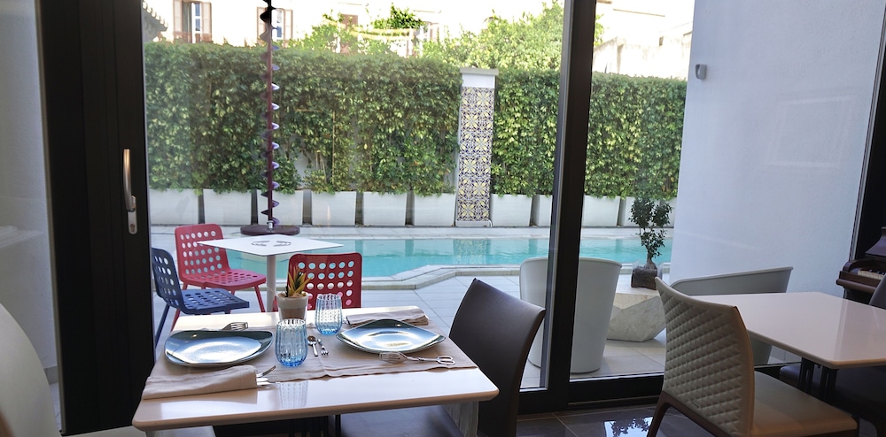 coclee guest suite palace
