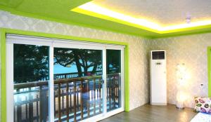 pinky marine pension