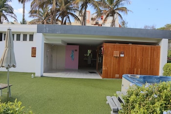 R2 Romantic Fantasia Dreams & Suites Hotel Adults Only,,4 star