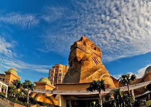 new wave hotel seri kembangan