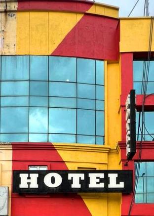 new wave hotel seri kembangan