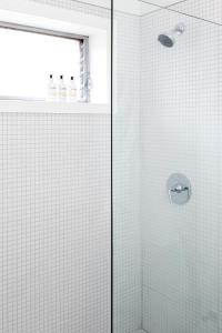 bluebird spa city motor lodge