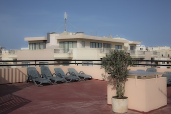 relax inn hotel