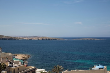 relax inn hotel