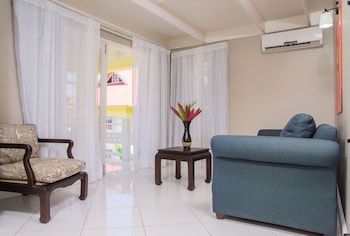 Hillview At Mystic Ridge,Saint Ann>>Ocho Rios,3.5 star