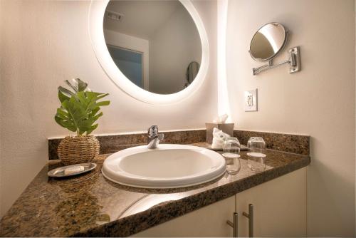 hotel arya bw premier collection