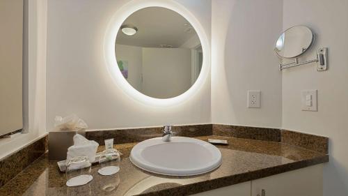 hotel arya bw premier collection