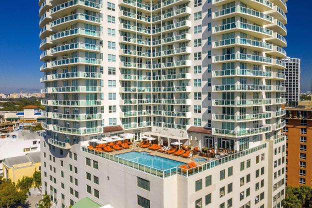 hotel arya bw premier collection