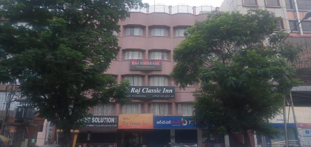 hotel raj classic inn