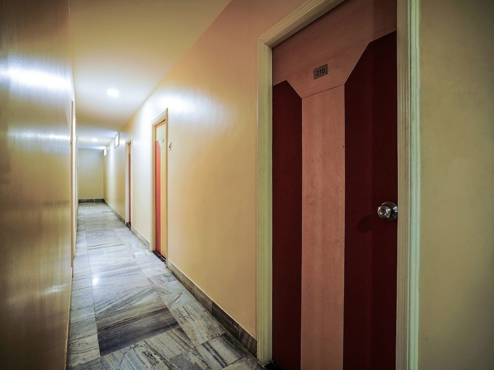 hotel raj classic inn