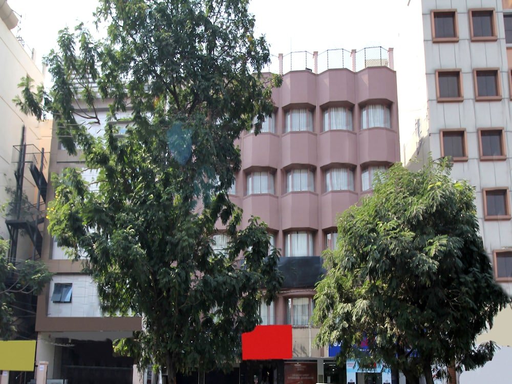 hotel raj classic inn