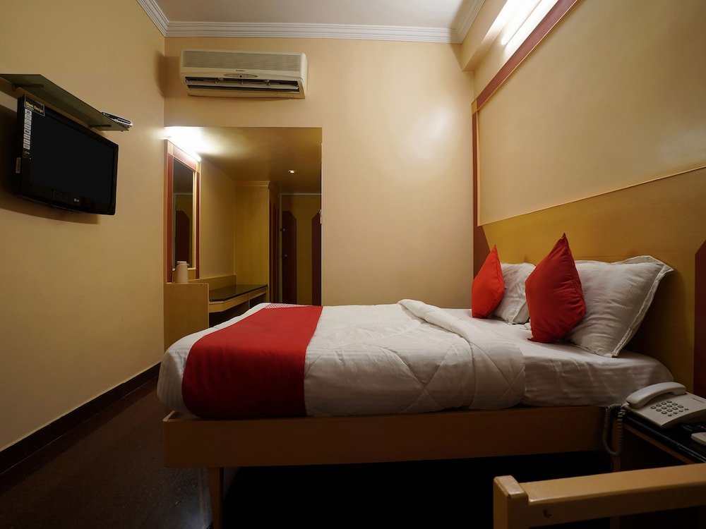 hotel raj classic inn