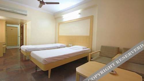 hotel raj classic inn