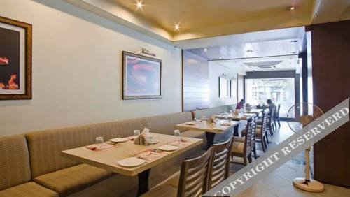 hotel raj classic inn