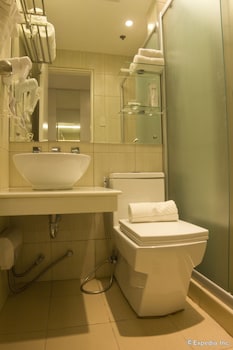 regency grand suites