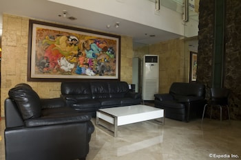 regency grand suites