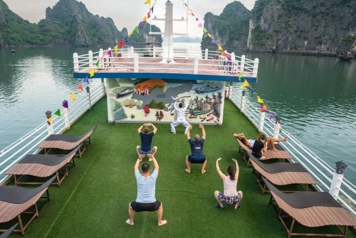 swan cruises halong