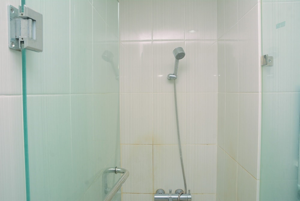 minimalist and strategic 1br at tamansari semanggi apartment