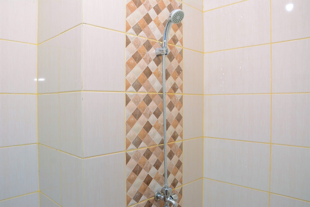 minimalist and posh studio dave apartment