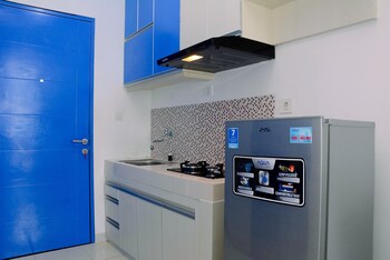 minimalist and posh studio dave apartment