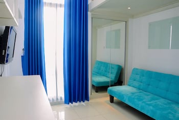 minimalist and posh studio dave apartment