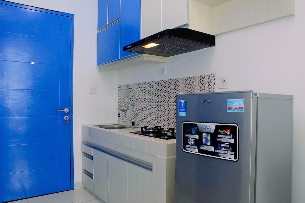 minimalist and posh studio dave apartment