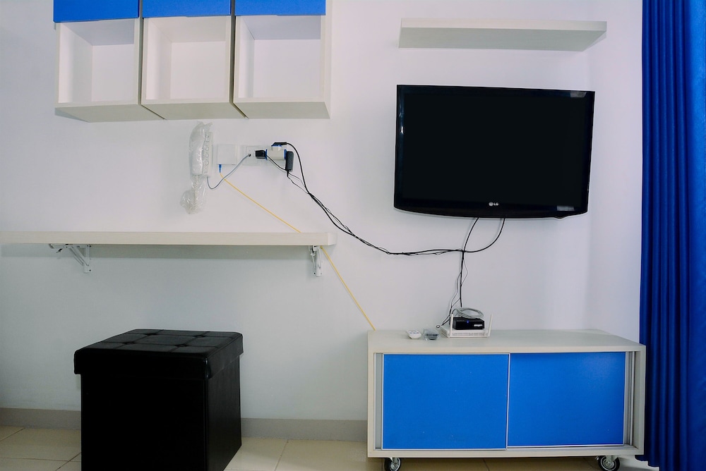 minimalist and posh studio dave apartment