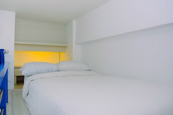 minimalist and posh studio dave apartment