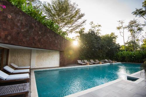 ayana residences luxury apartment