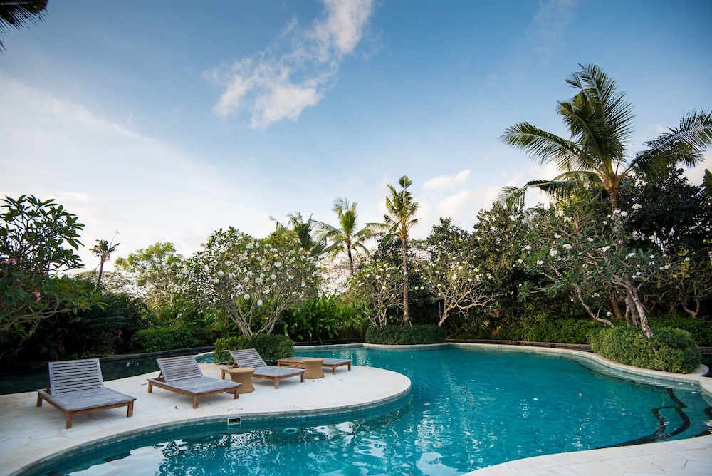 ayana residences luxury apartment