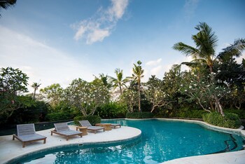 ayana residences luxury apartment