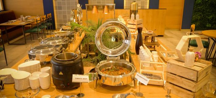 pinnacle grand hotel and banquets
